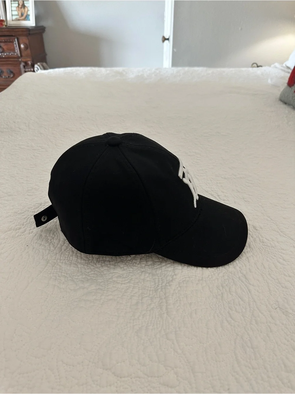 Burberry TB Logo Cap Black & White - Picture 7 of 16